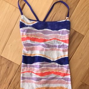 Lululemon tank size 4